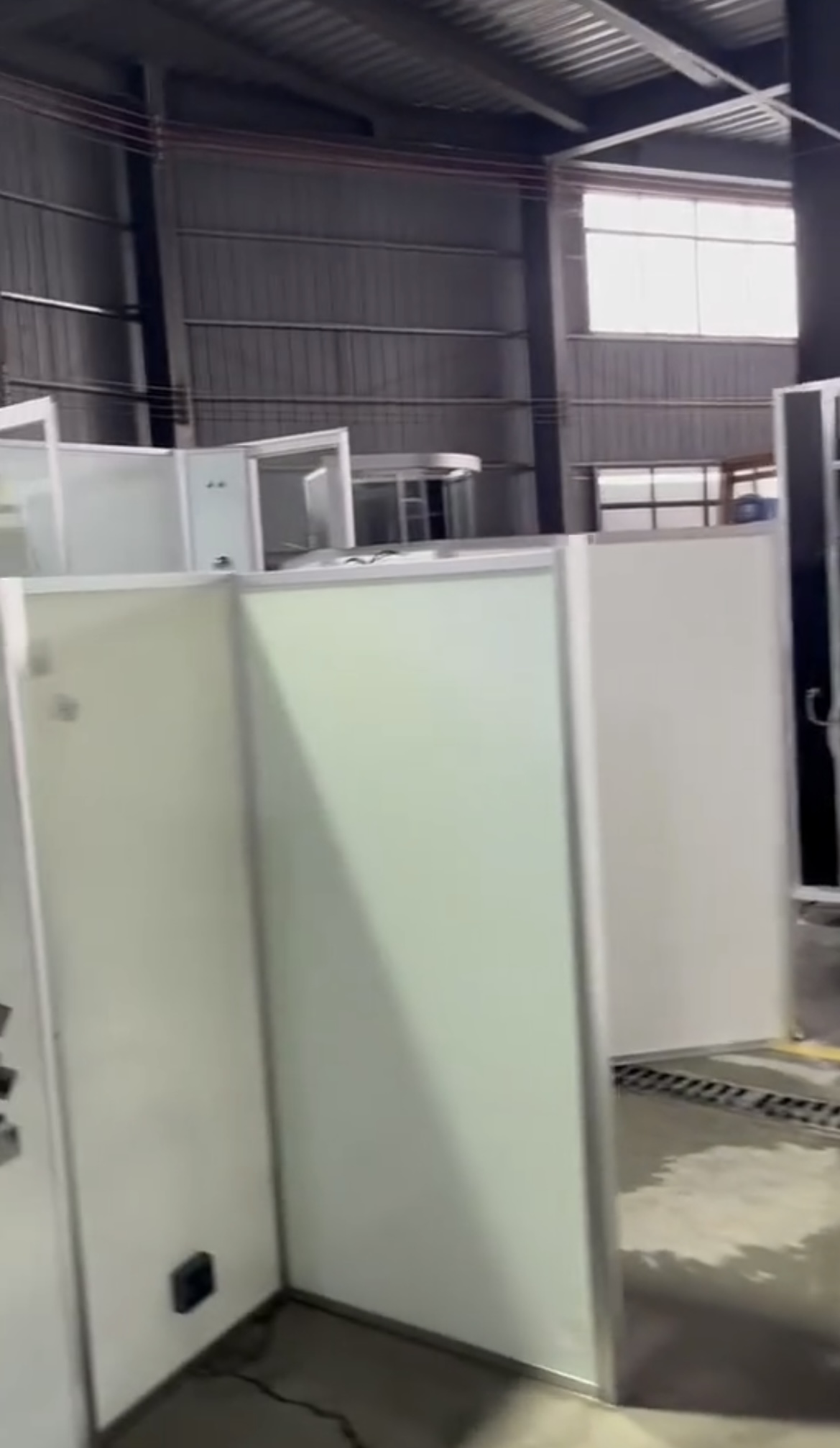 video02